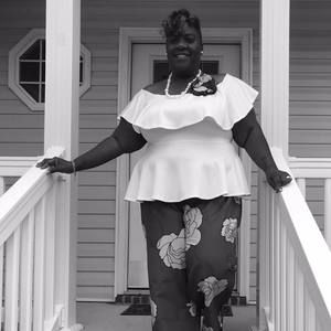 Meet your Posher, Kay lamay